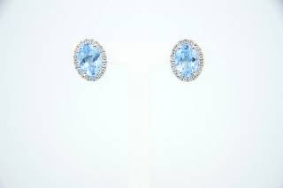 Earrings in oval composition with aquamarine and diamonds